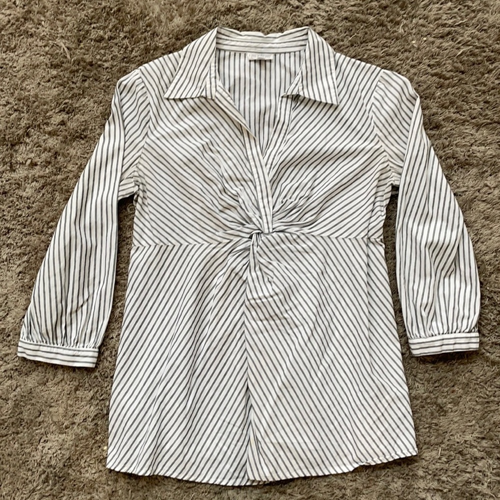 ❣️6/$25❣️ Professional Maternity Blouse